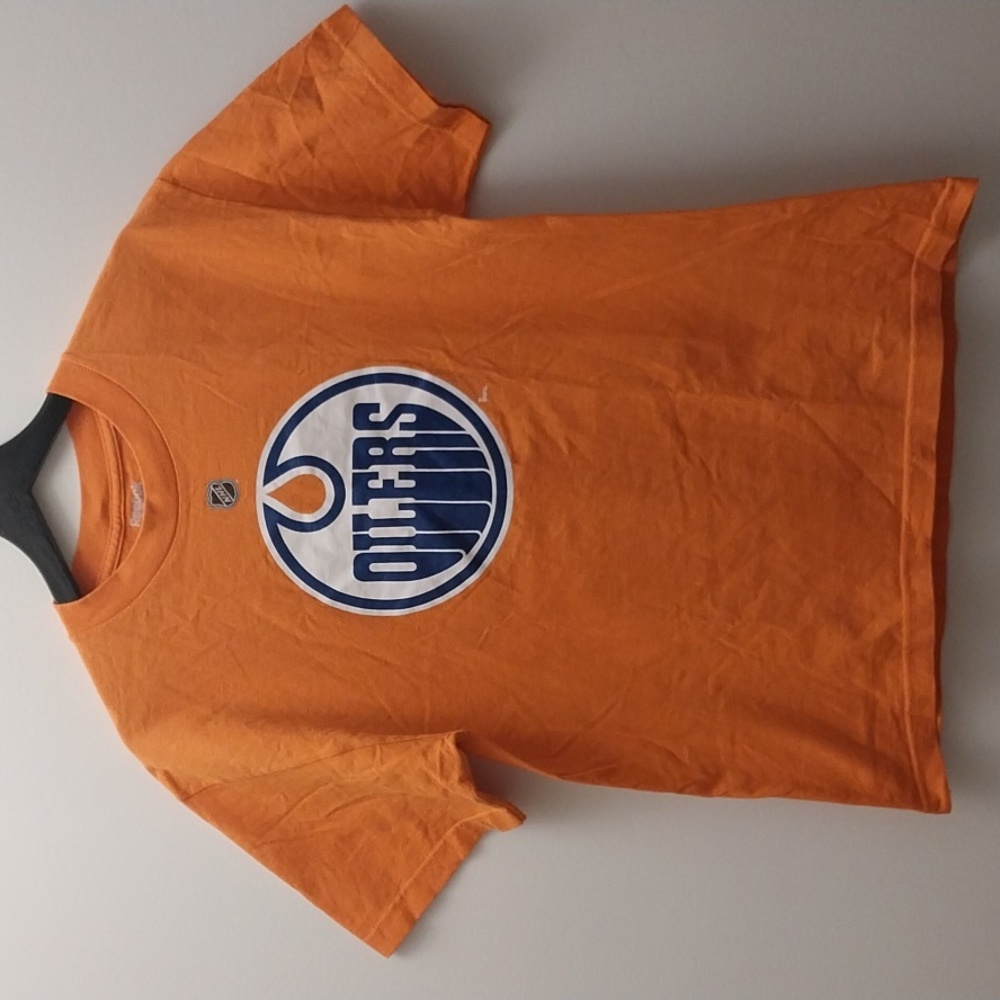 Reebok t-shirt Oilers team sz Medium in Orange